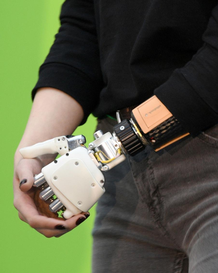 Резиденты центра ассистивных технологий "Феникс" помогают бойцам СВО и их семьям