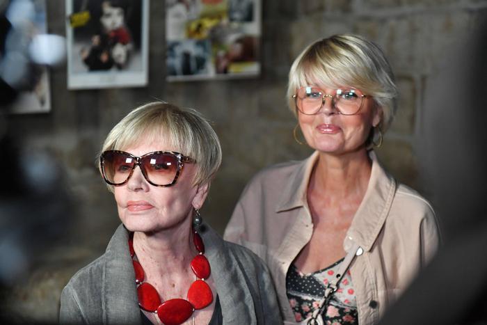 Костюм Веры Алентовой сшили из мужских брюк. Как создавались образы главных героинь фильма