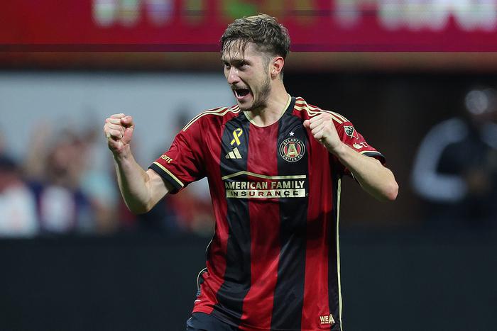 Миранчук влюбляет фанатов игрой и любовью к рэпу Атланты