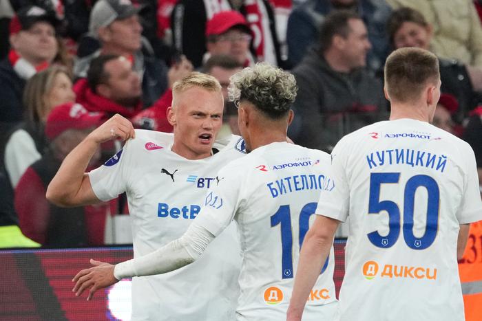 В старейшем дерби страны победителя не выявили