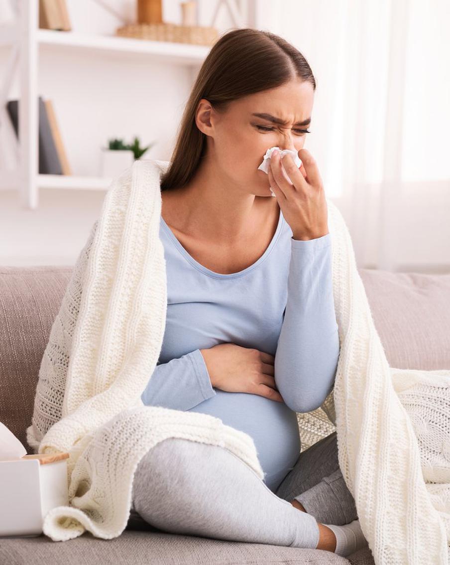 ОРВИ и грипп при беременности: в чём опасность этих заболеваний?
