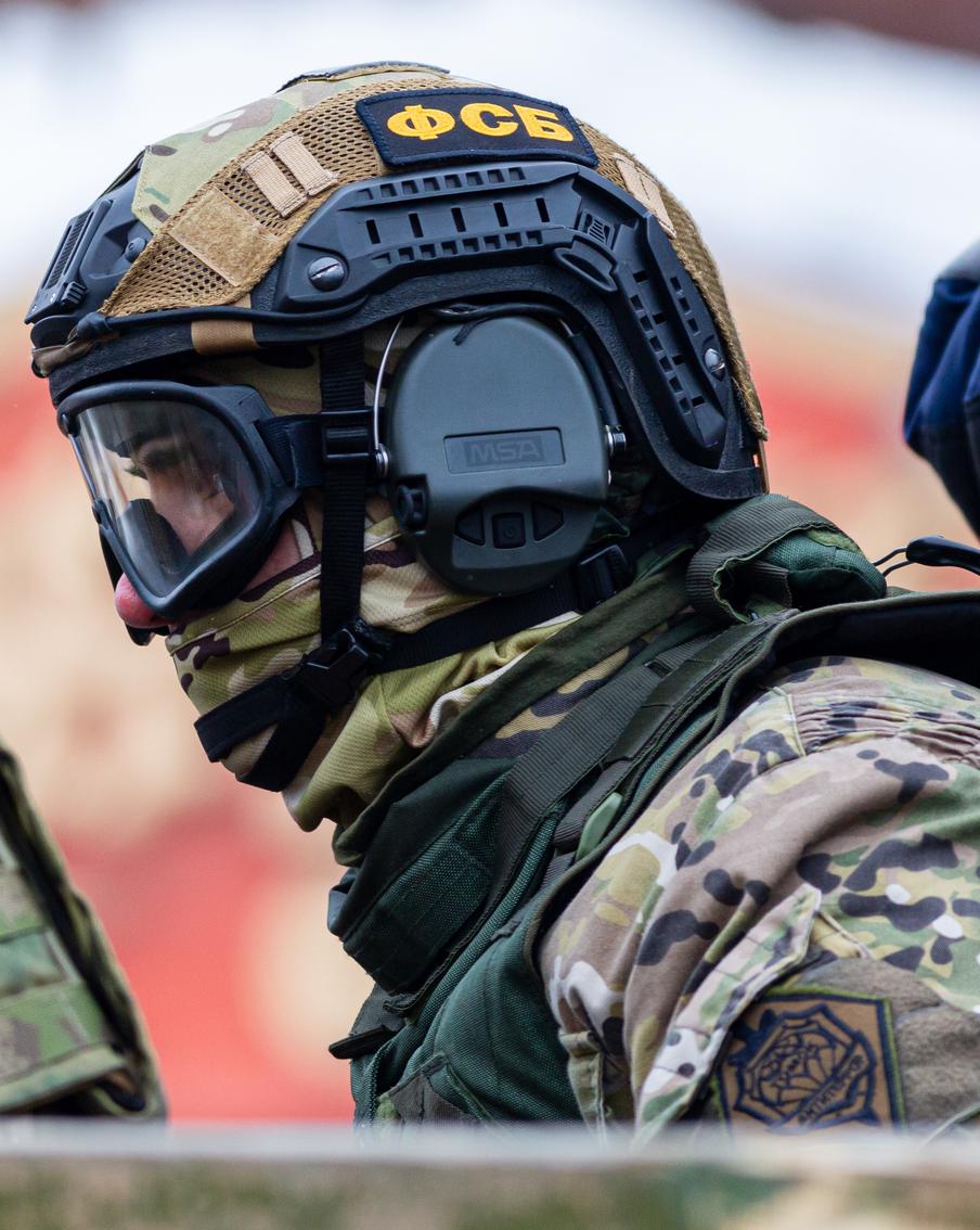 Российские правоохранительные органы заявили о задержании пятерых жителей Дагестана за помощь украинским мошенникам