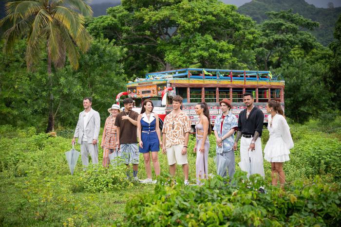 Нытики в джунглях: разбираем новое реалити-шоу с участием знаменитостей