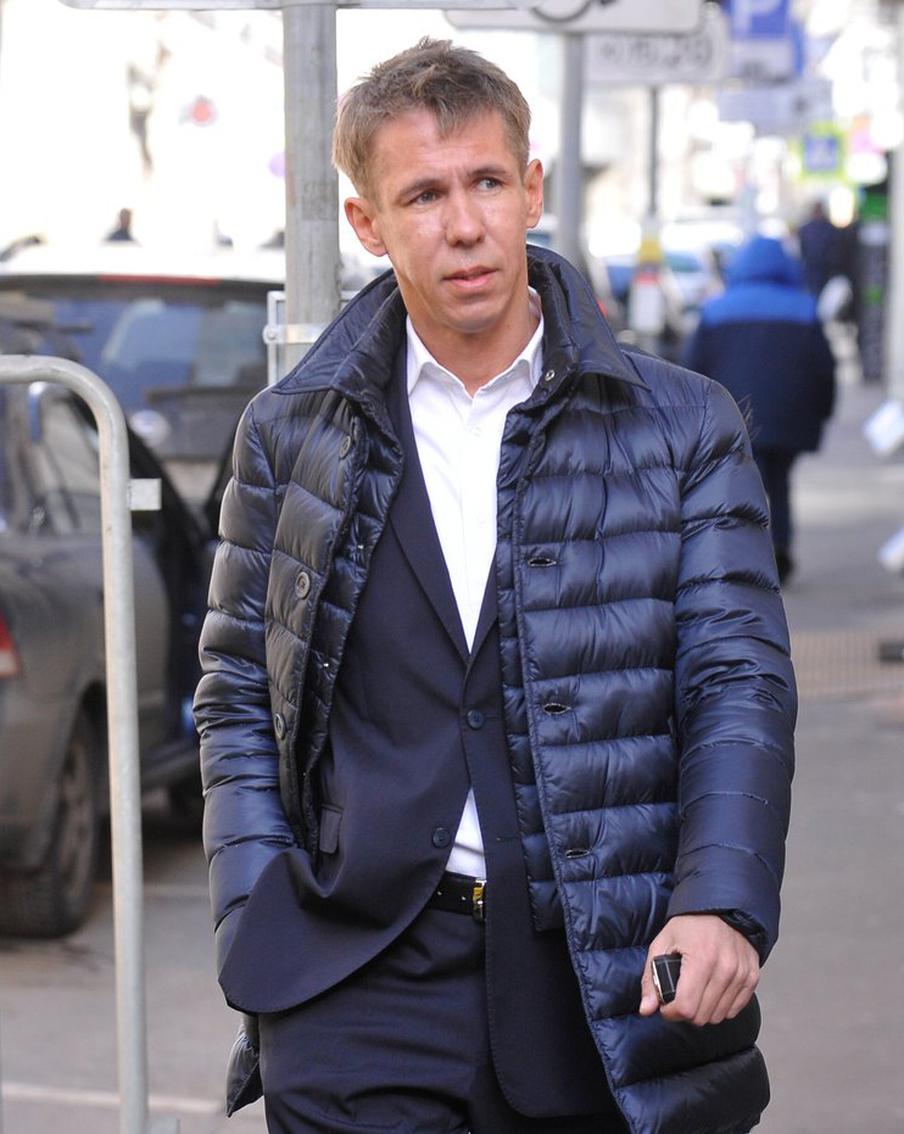 Российского актёра Алексея Панина заочно приговорили к шести годам колонии за оправдание терроризма