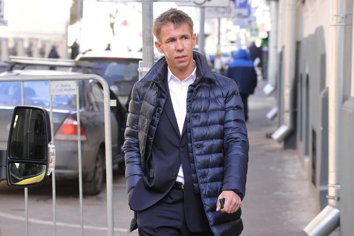 Российского актёра Алексея Панина заочно приговорили к шести годам колонии за оправдание терроризма