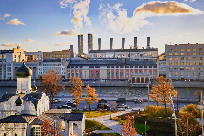 Шагаем вдоль Москвы-реки с карманным аудиогидом