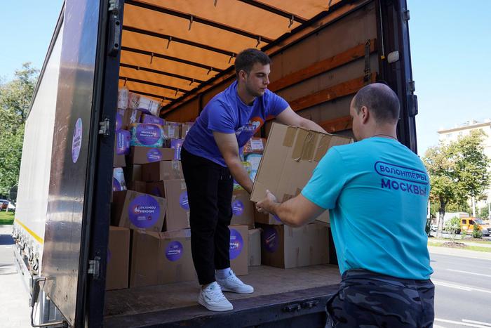 Столичная сеть детских магазинов передала более 65 тысяч товаров жителям Курщины