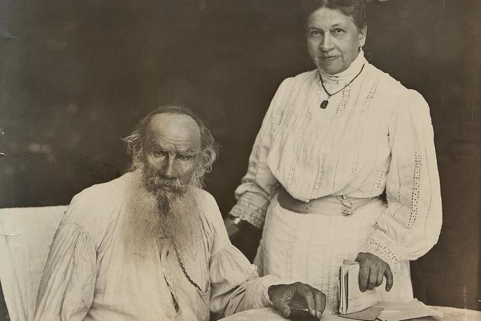 Софья Толстая всю жизнь страдала из-за внебрачного сына Толстого и мечтала стать пианисткой