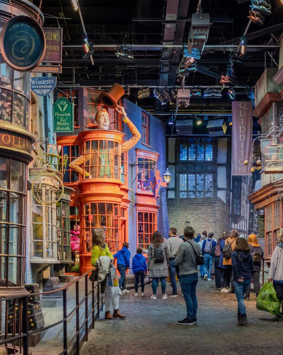 Sky Group подала в суд на Warner Bros. из-за сериала о Гарри Поттере