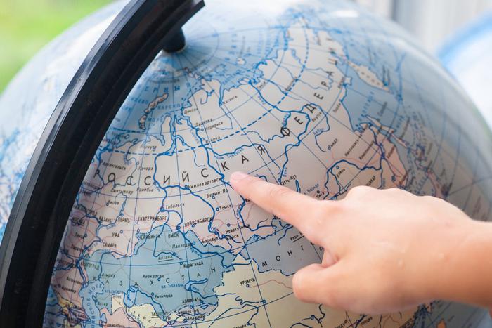 Ученые РАН описали "негативные образы" России в учебниках стран СНГ