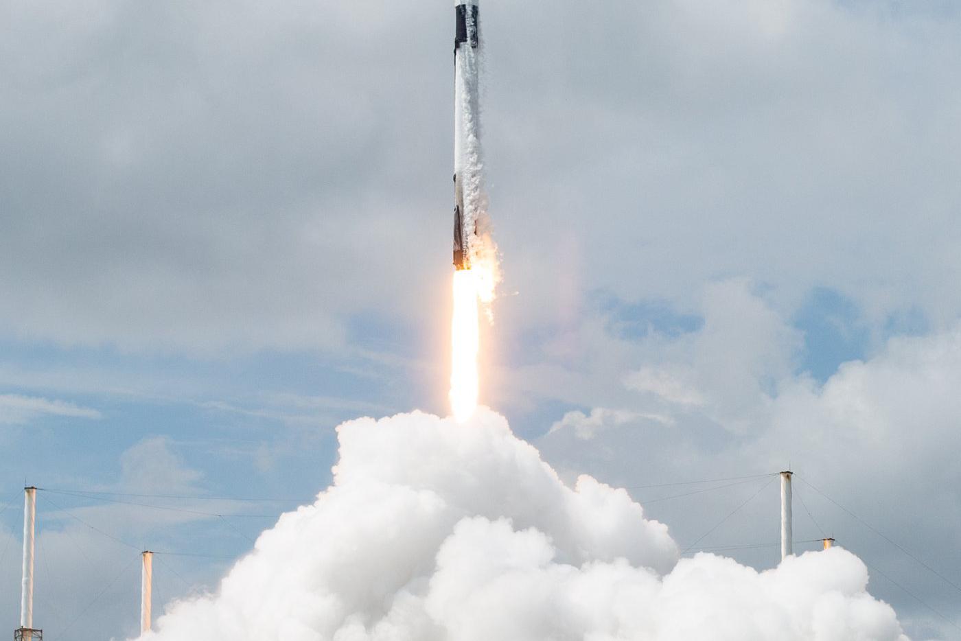 Россиянин отправился на Международную космическую станцию на борту американского космического корабля Crew Dragon