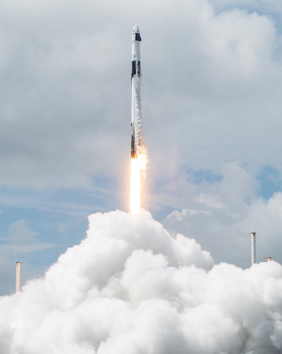 Россиянин отправился на Международную космическую станцию на борту американского космического корабля Crew Dragon