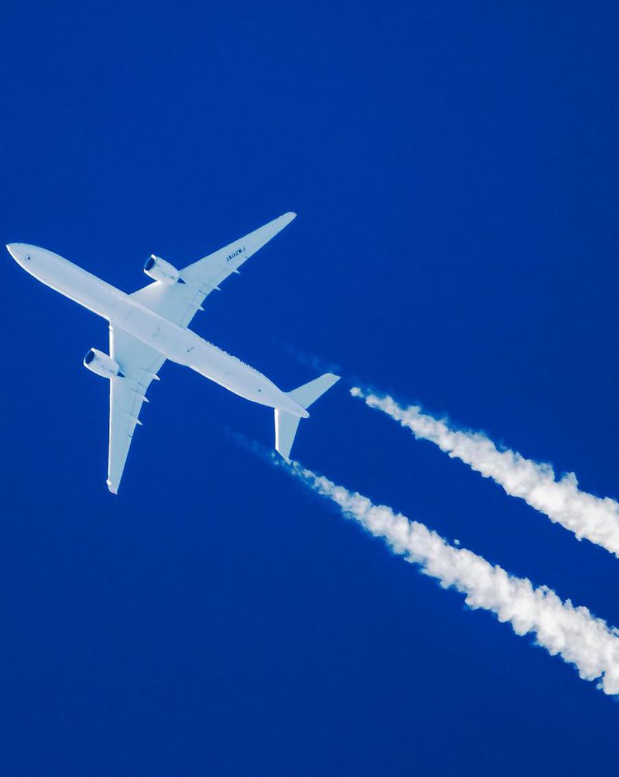 В туалете летевшего из Москвы самолёта нашли труп мужчины