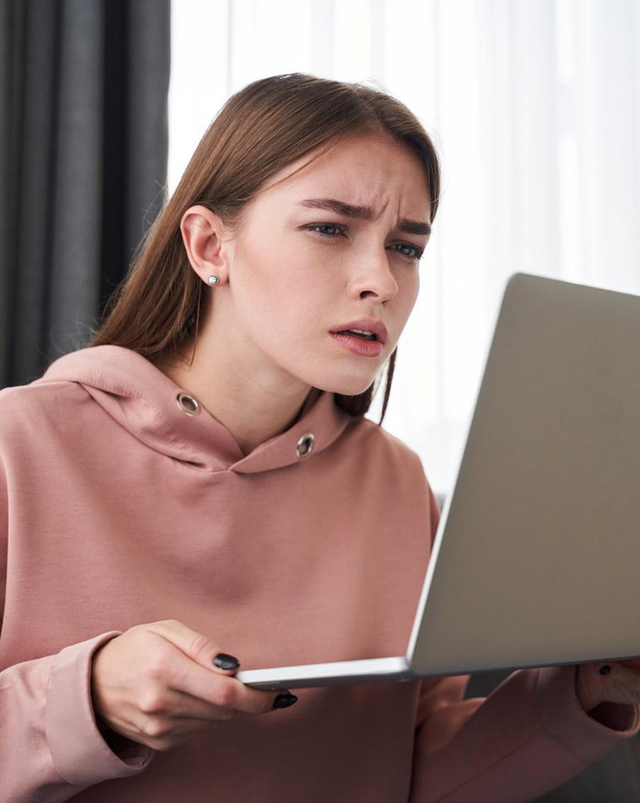 Почему подростки сталкиваются с миопией и как это предотвратить