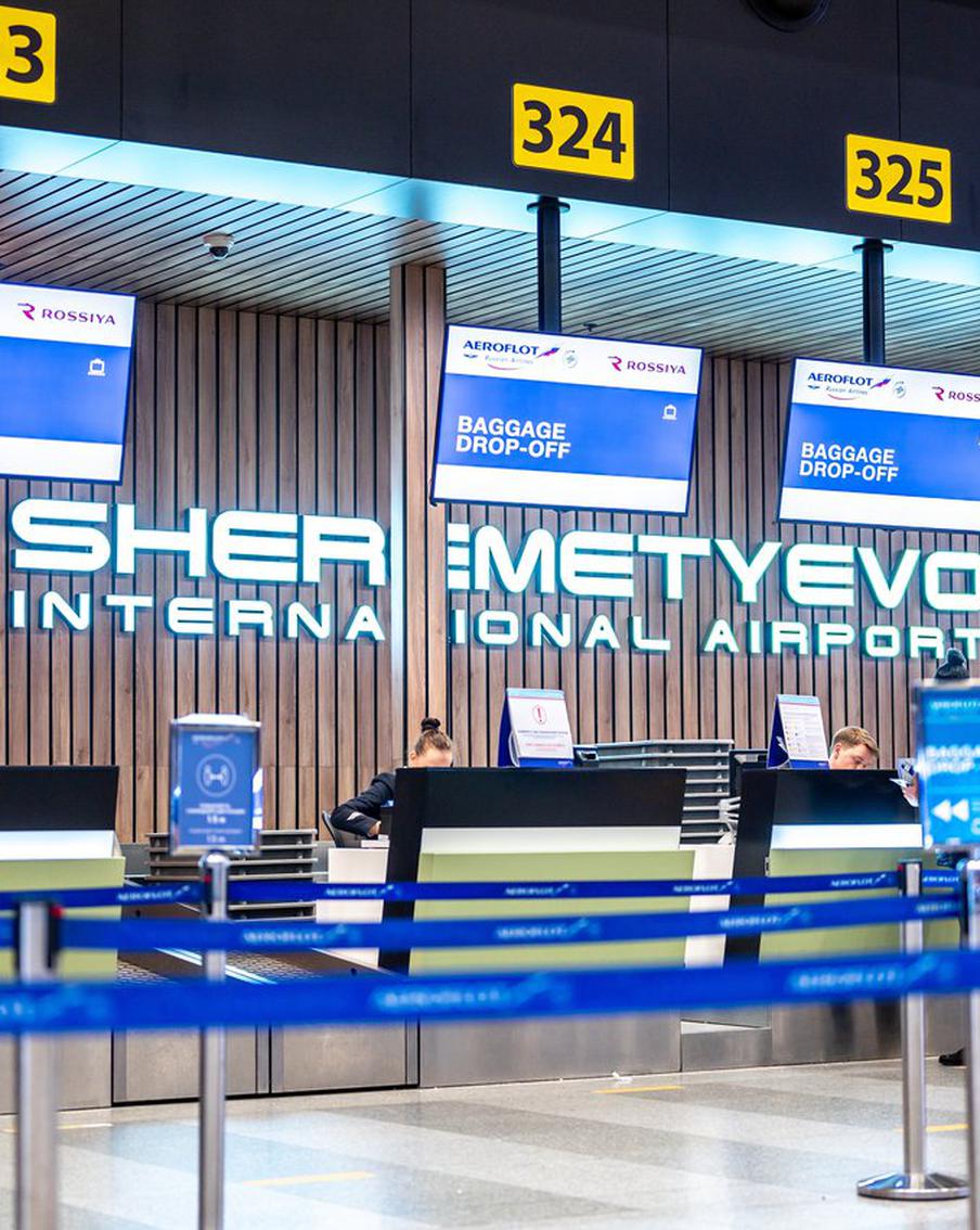 Летевший в Калининград Boeing 737 совершил аварийную посадку в Шереметьево