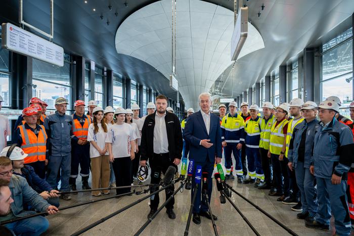 Собянин поздравил столичных метростроителей с праздником и рассказал о развитии метро до 2030 года