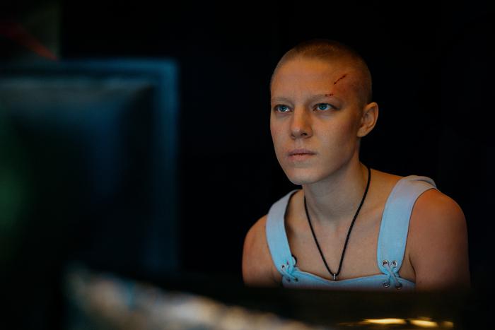 Схватка русской девушки с японской мафией: каким получился сериал "Амура"