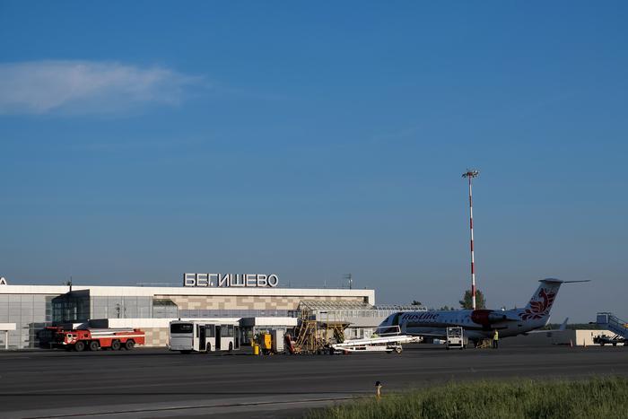 В аэропорту Нижнекамска ввели ограничения на прилёт и вылет самолётов с целью обеспечения безопасности полётов