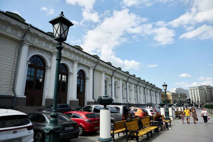 Максим Ликсутов: Ещё 8 негородских паркингов подключились к приложению "Парковки России"