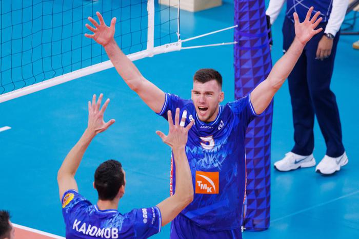 На какие виды спорта сходить в Москве: спортивная конференция и футбол