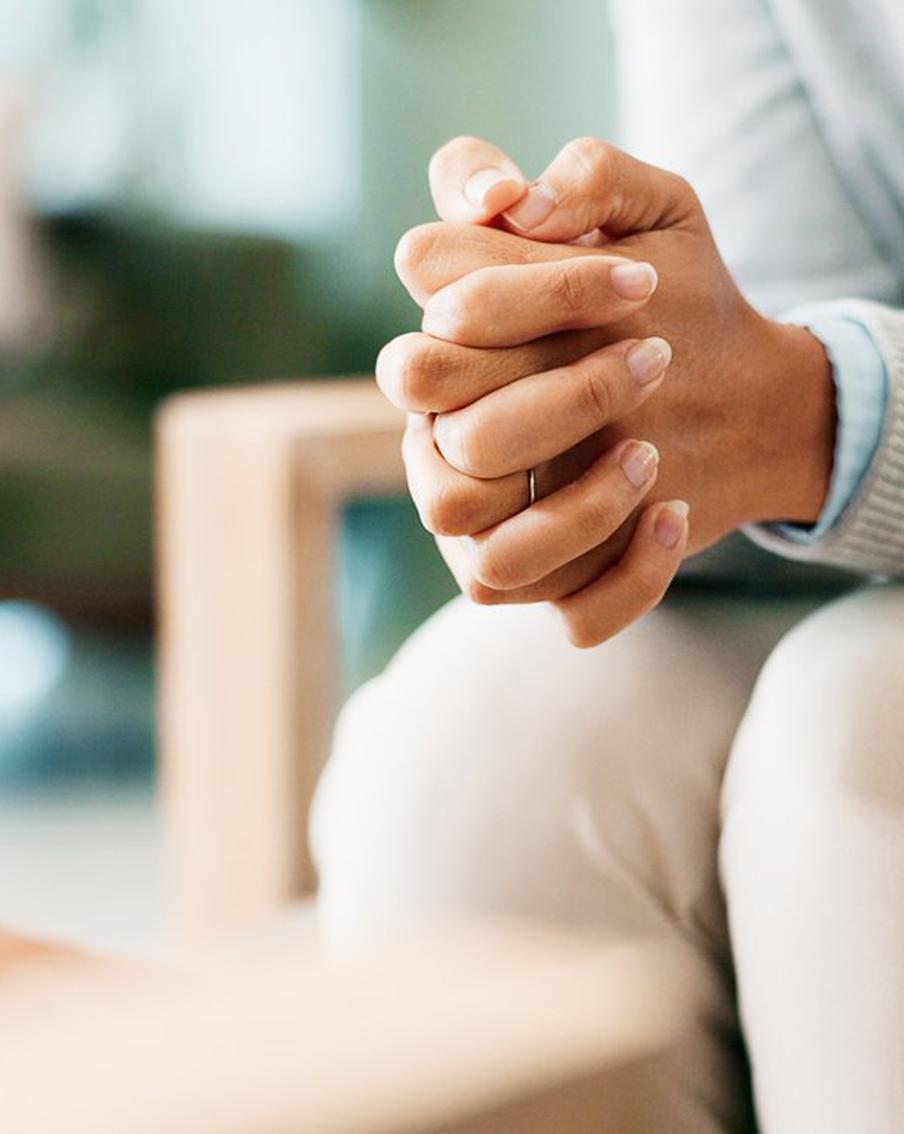 Что тревожит москвичей осенью: поговорили с психологами и психиатрами