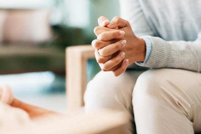 Что тревожит москвичей осенью: поговорили с психологами и психиатрами