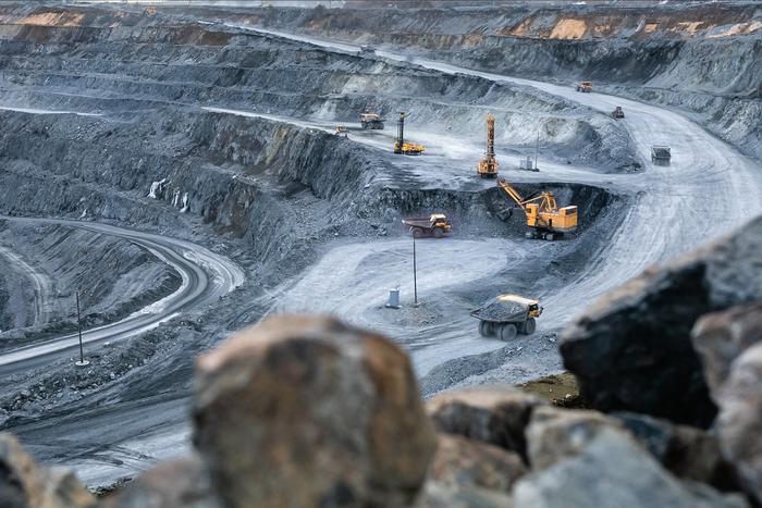 Ангольские алмазодобытчики пожаловались на сложности с клиентами из-за присутствующих в стране российских компаний