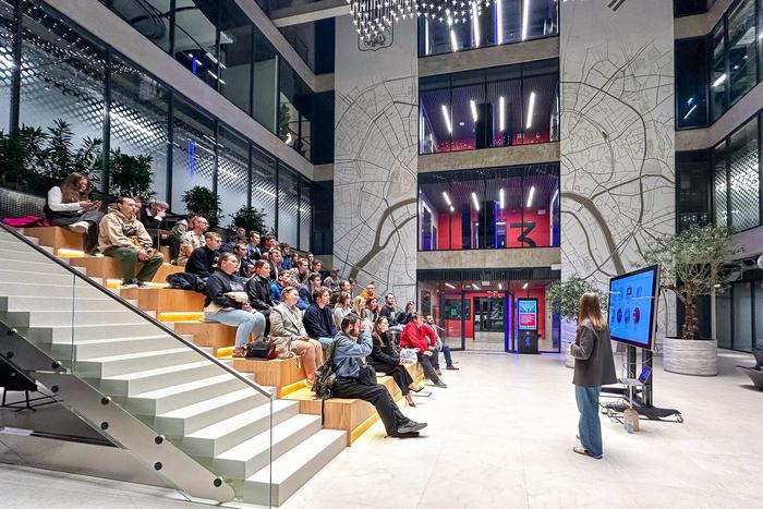 Как создаётся навигация в московском транспорте москвичи могут узнать на бесплатной лекции