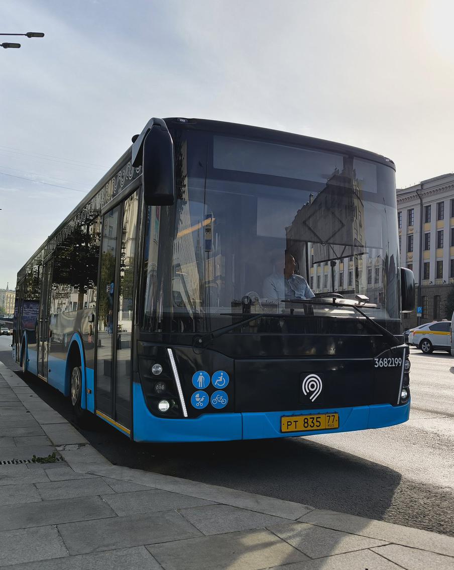 Автобусы коммерческих перевозчиков 139 миллионов раз перевезли москвичей по территории столицы