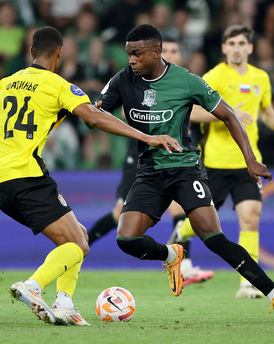 Кордоба вернул свой клуб на вершину турнирной таблицы