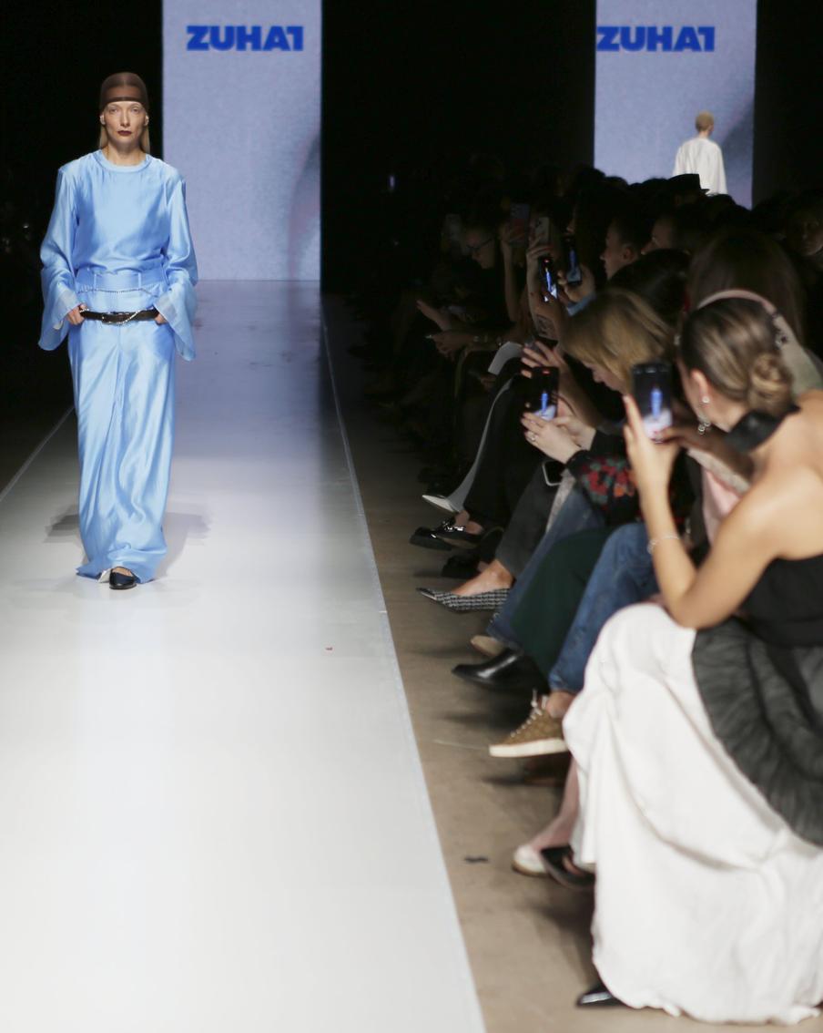 Московская неделя моды: диалог женственности и силы в новой коллекции Zuhat