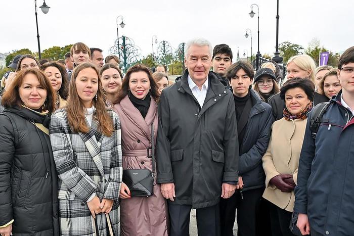 Сергей Собянин сообщил о завершении благоустройства Кадашёвской набережной