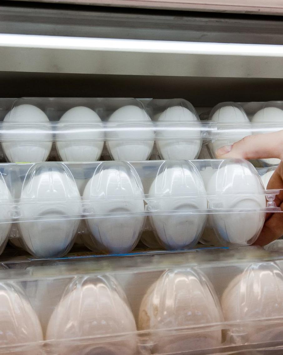 Стало известно, будет ли рост цен на яйца в российских магазинах