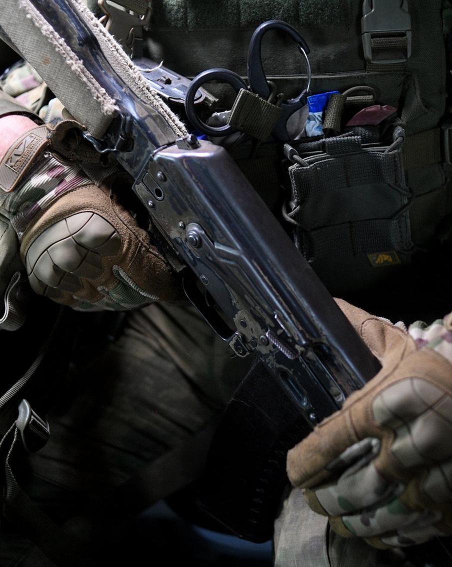 Российские войска вышли на границу ЛНР, заявил Марочко