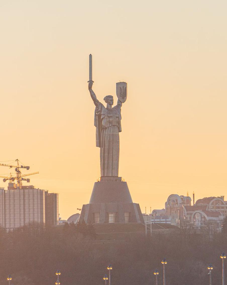 В Киеве устроили облаву на уклонистов, пришедших на юбилейный концерт "Океана Эльзы"