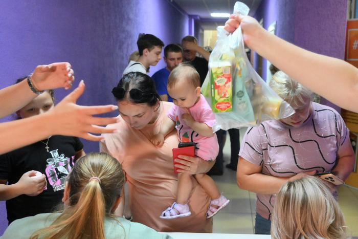 "Они не успели даже обувь взять": Москалькова рассказала, каково приходится беженцам из Курской области