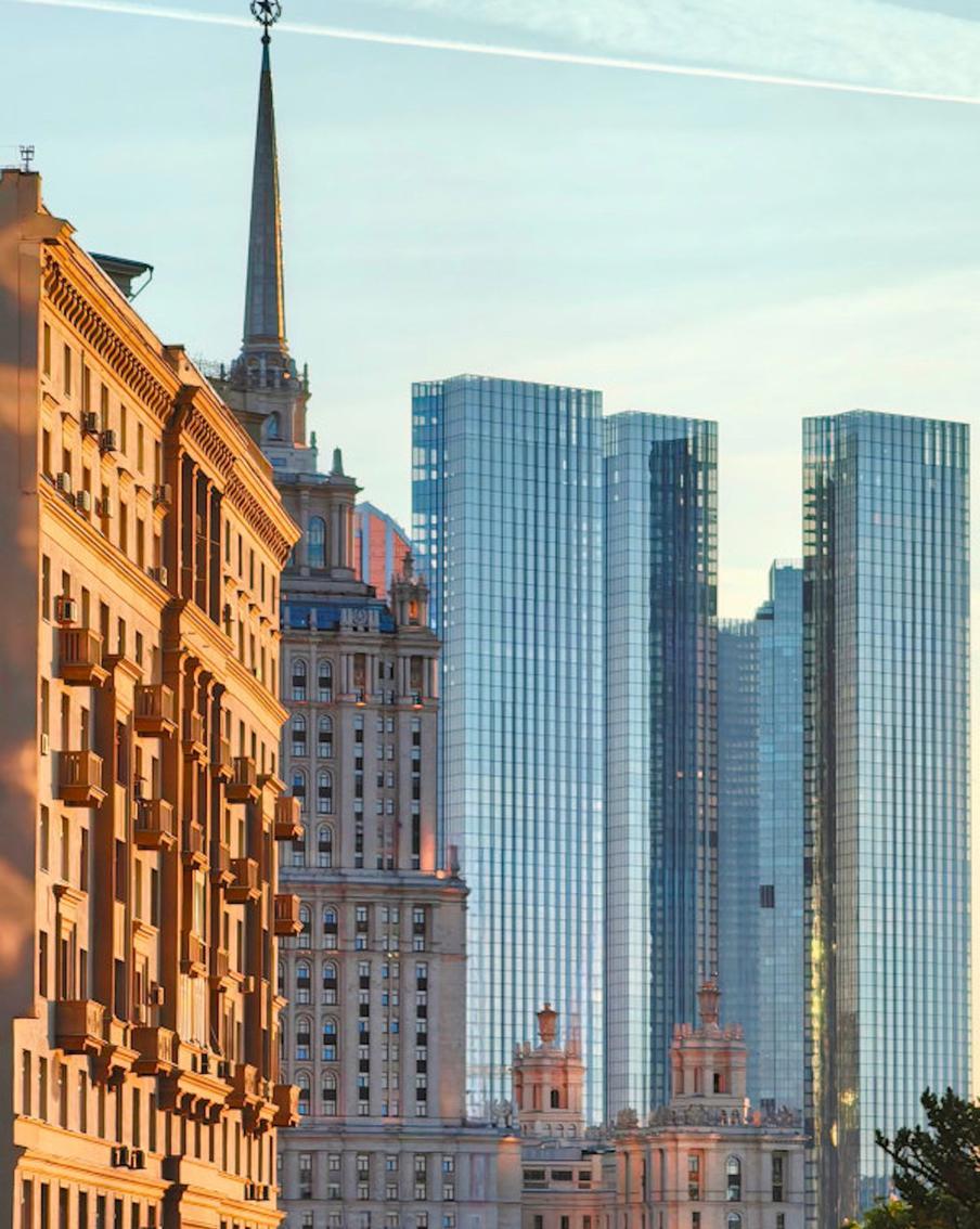 "От сталинских высоток к современным небоскрёбам", Николай Митин. Номинация "От прошлого к будущему"