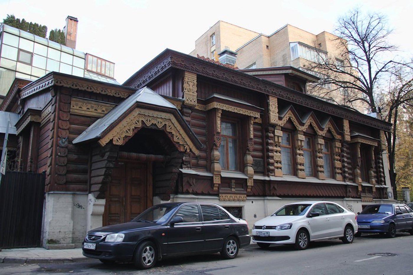 Дом Пороховщикова.