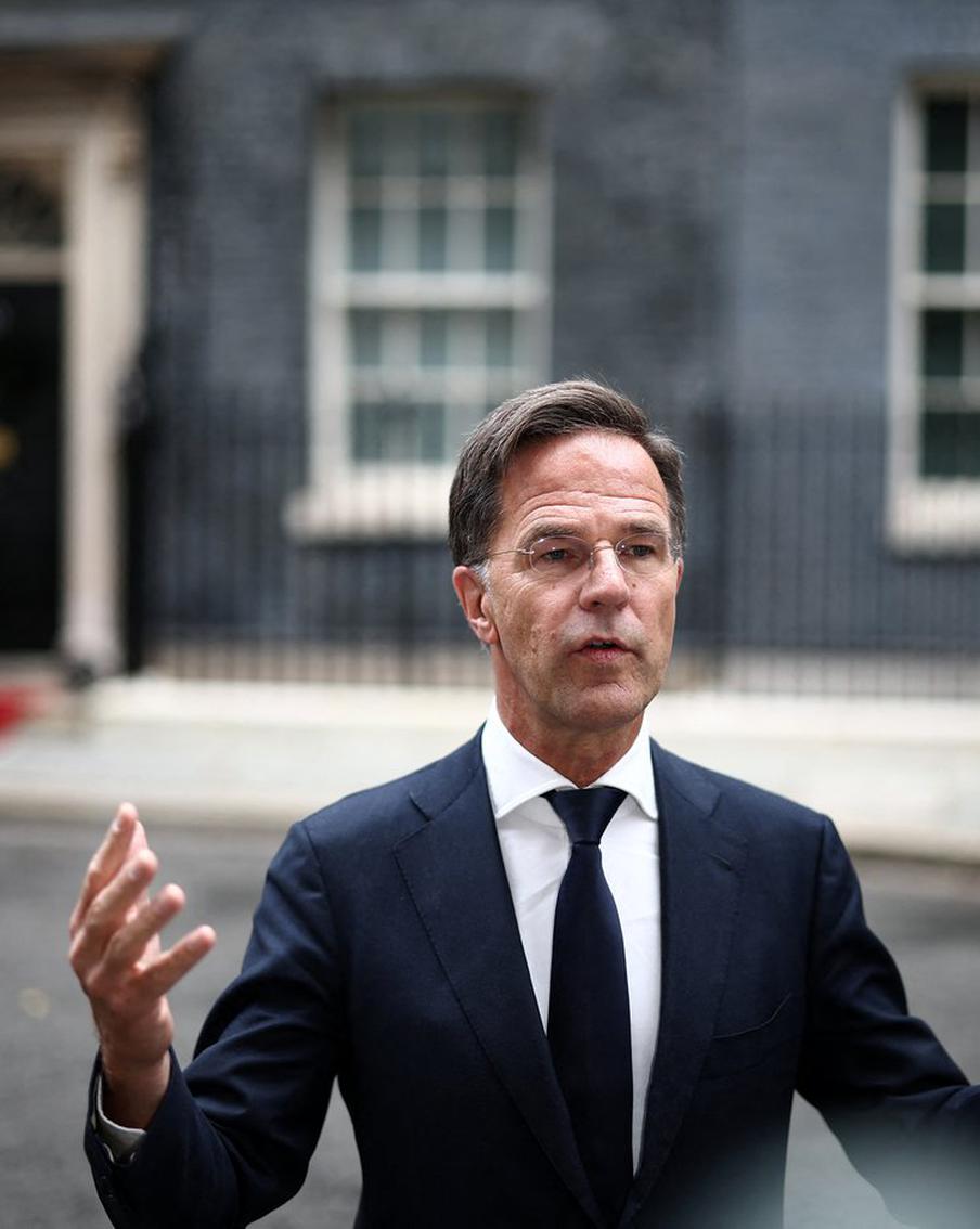 Генсек НАТО заявил о способности нового командования изменить ход конфликта на Украине