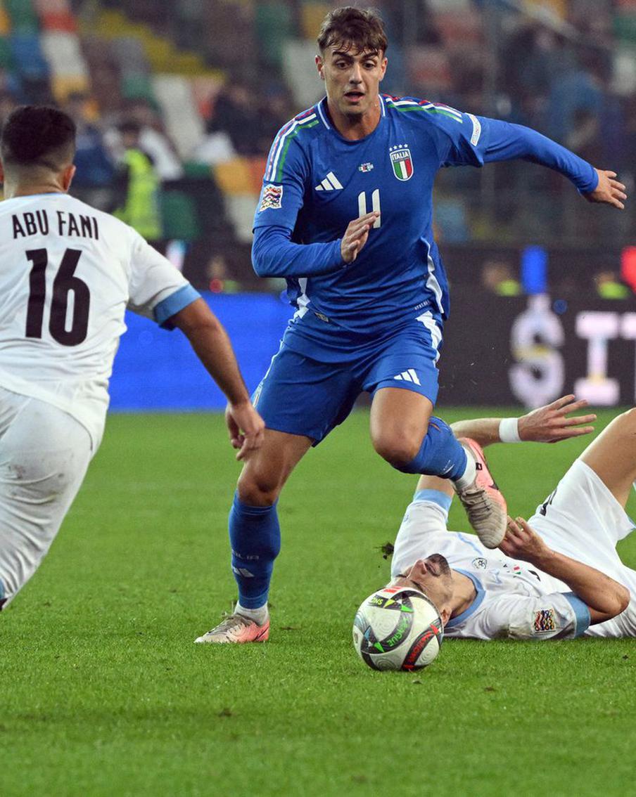 Даниэль Мальдини оказался не нужен "Милану", но дебютировал за национальную команду