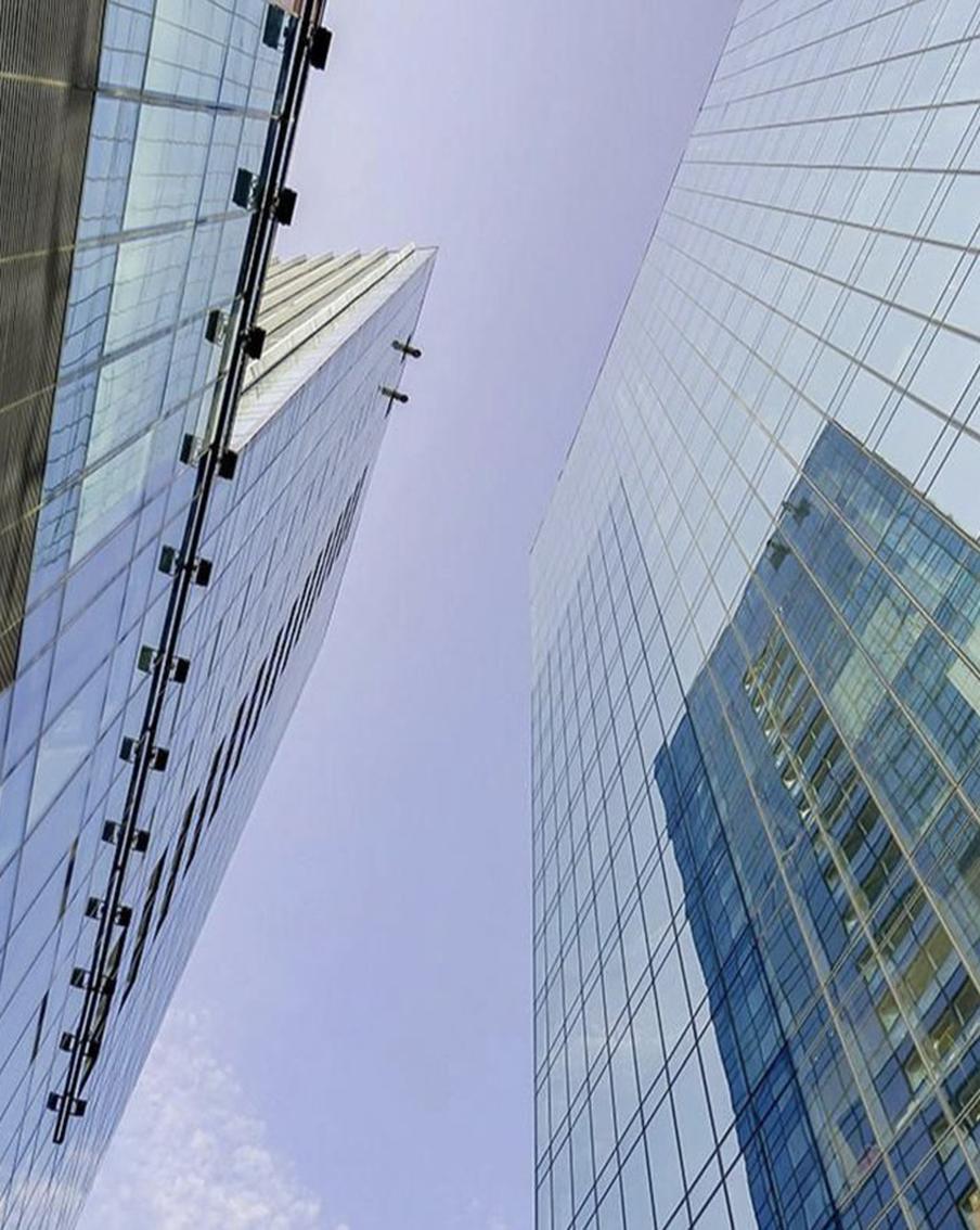 Собянин: В Москве реализуется 96 проектов комплексного развития территорий