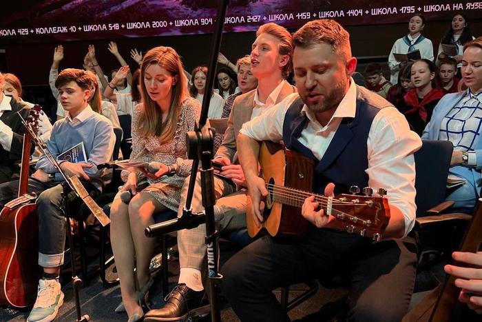 Окружение школьника: как создать творческую среду, которая формирует интересную личность