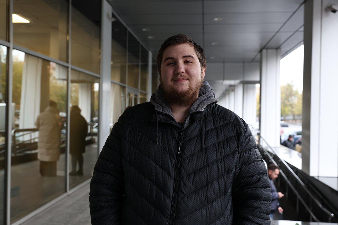 "Не силён в его творчестве".