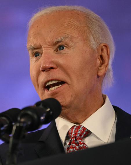 Новая помощь для Украины, обнародован "мирный план": хроника очередных событий украинского кризиса