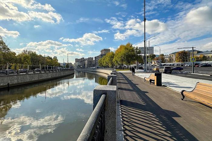 Собянин: Завершены основные работы по благоустройству набережных реки Яузы