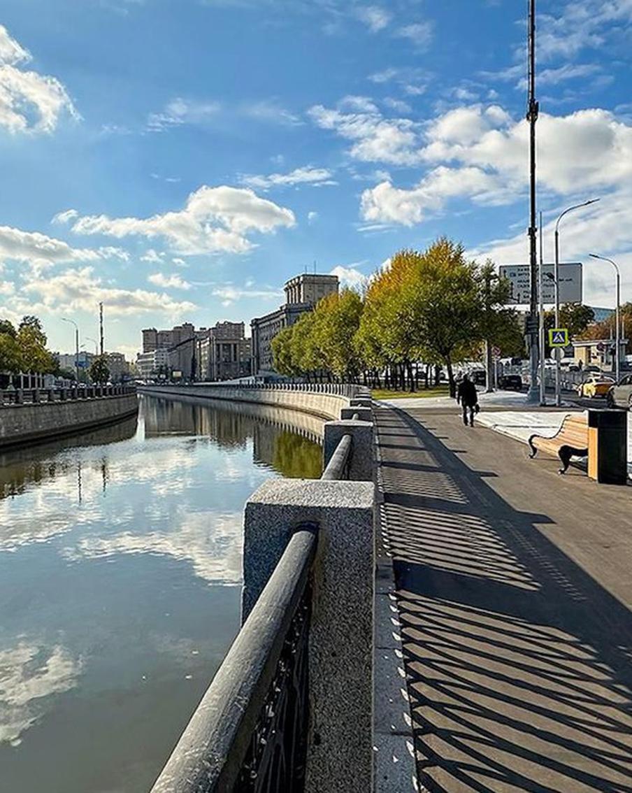 Собянин: Завершены основные работы по благоустройству набережных реки Яузы