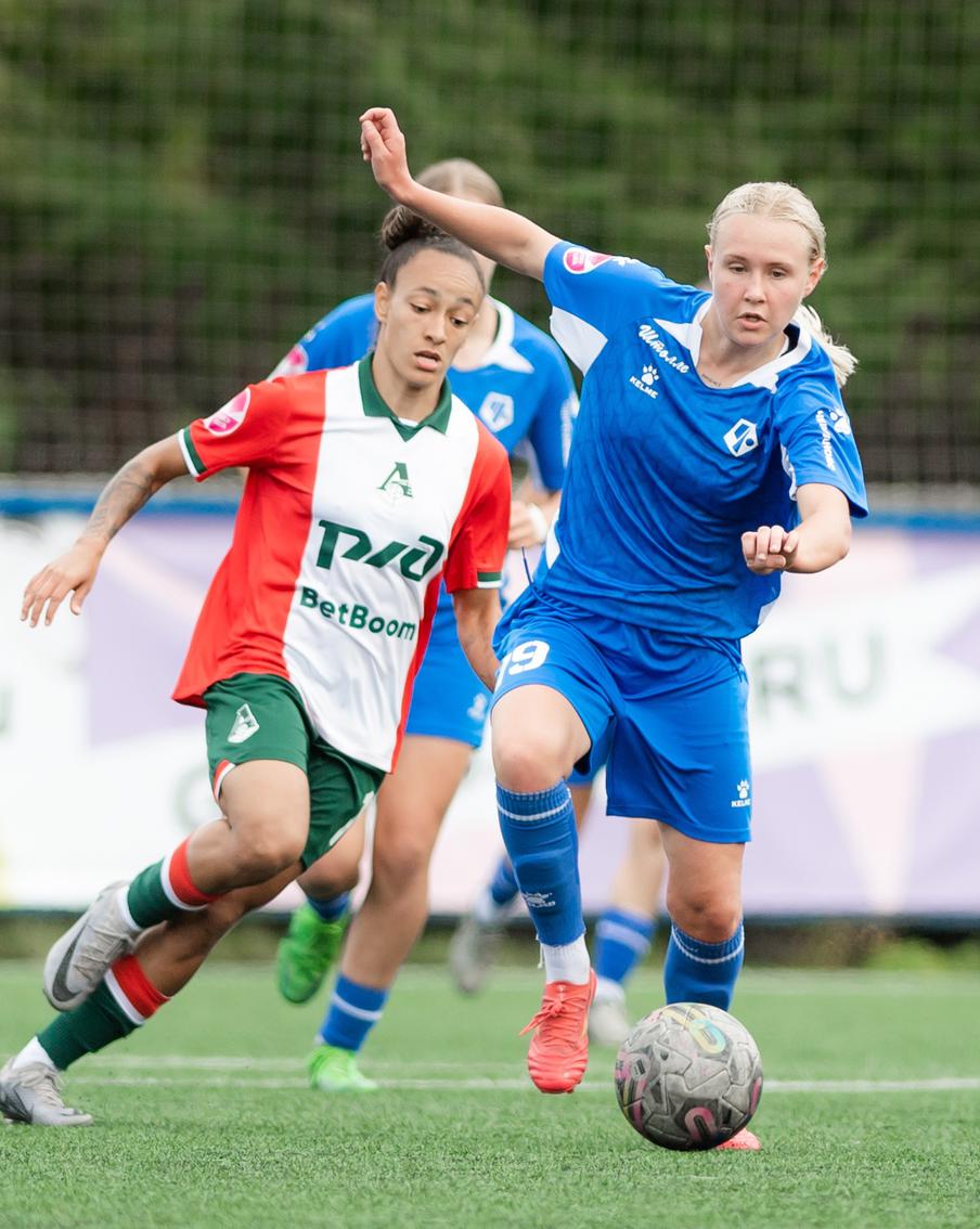 Футболистку "Чертаново" Яну Свистунову зовут в лучший клуб мира