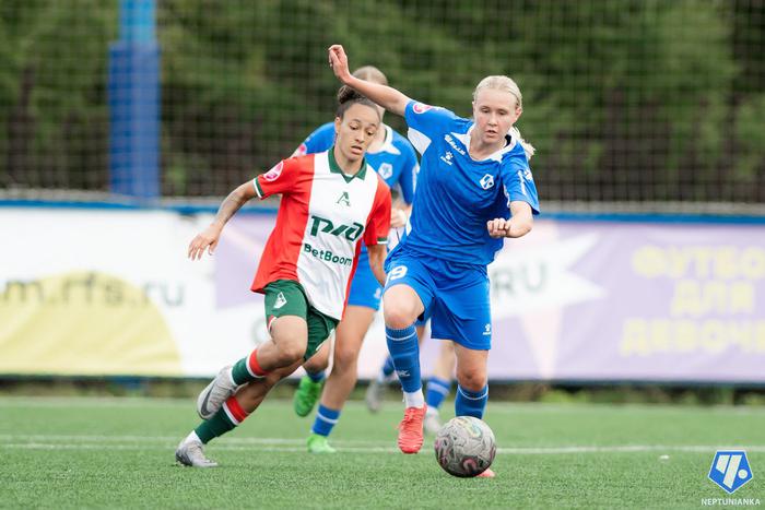 Футболистку "Чертаново" Яну Свистунову зовут в лучший клуб мира