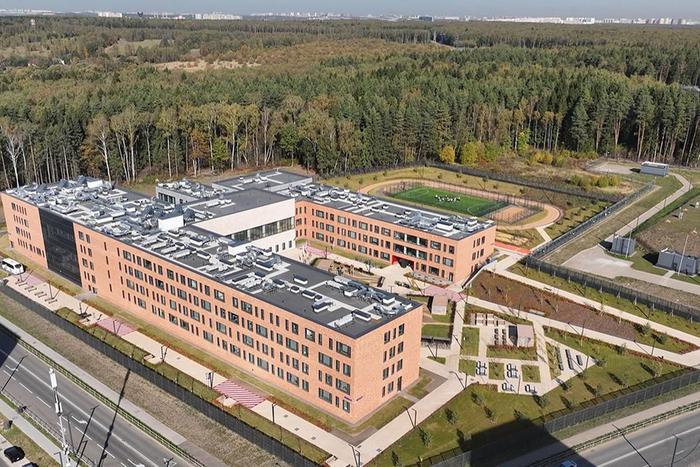 Эксперт: важно строить не только жильё, но и всю "сопутствующую" инфраструктуру