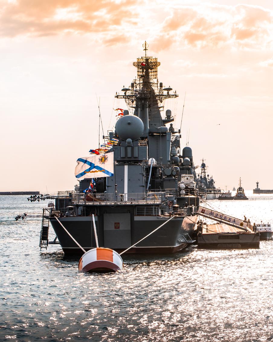 Рогозин объяснил "смену прописки" Черноморского флота